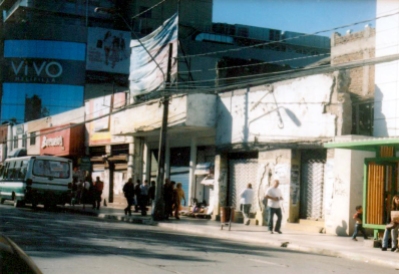 Calle Serrano, previo al Centro Cultural