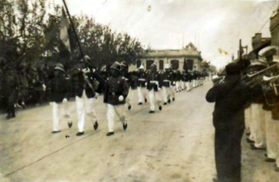 Desfile de bomberos - Plaza de armas - 1945