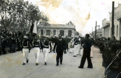 Desfile en la plaza de armas - 1945