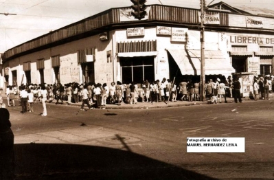 Esquina de Vargas con Serrano, Plaza de Armas, ubicación de tiendas Leyan inicialmente en Melipilla, 1972
